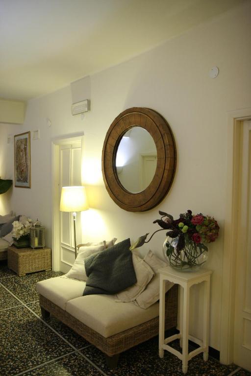 Hotel Gabbiano Alassio Buitenkant foto