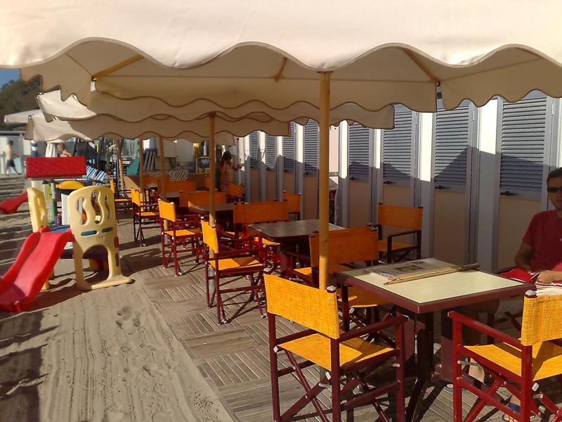 Hotel Gabbiano Alassio Buitenkant foto