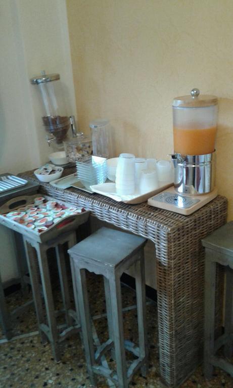 Hotel Gabbiano Alassio Buitenkant foto